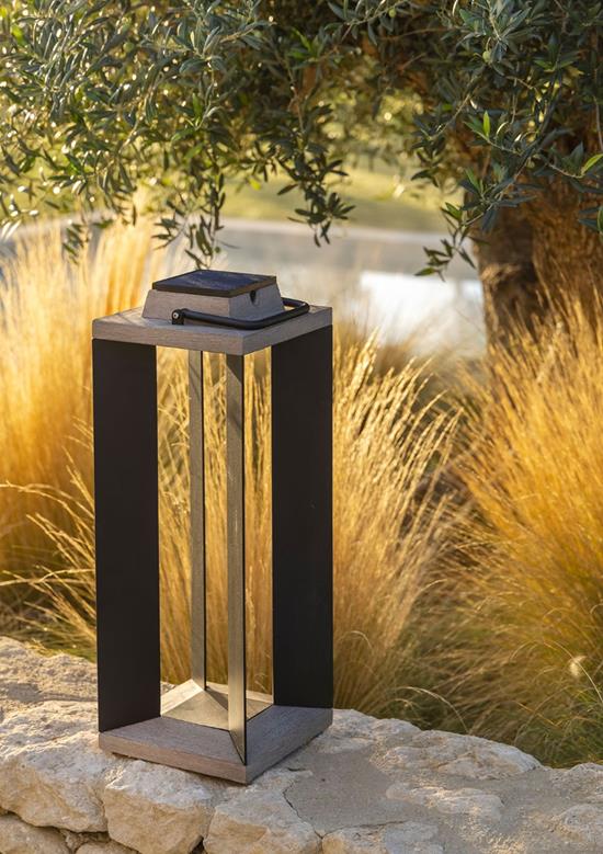 LES JARDINS Aix-en-Provence - TECKALU Lanterne d&#39;ext&#233;rieur solaire Ht.65.5cm col.Alu noir